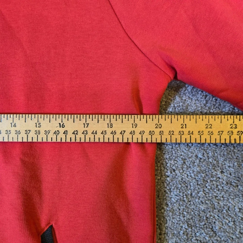 The North Face Mens Flash Dry Red Sweatshirt Size Medium
